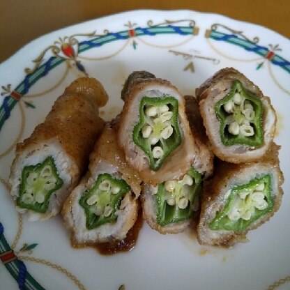 お弁当に入れました(^.^)
焼き肉のタレが絡んで美味しかったです！